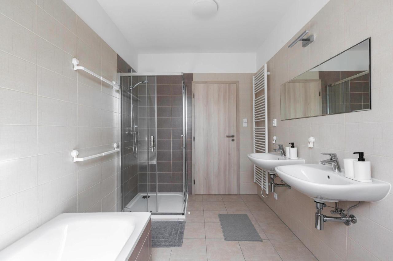 Holiday House Adam Prosecne Zewnętrze zdjęcie