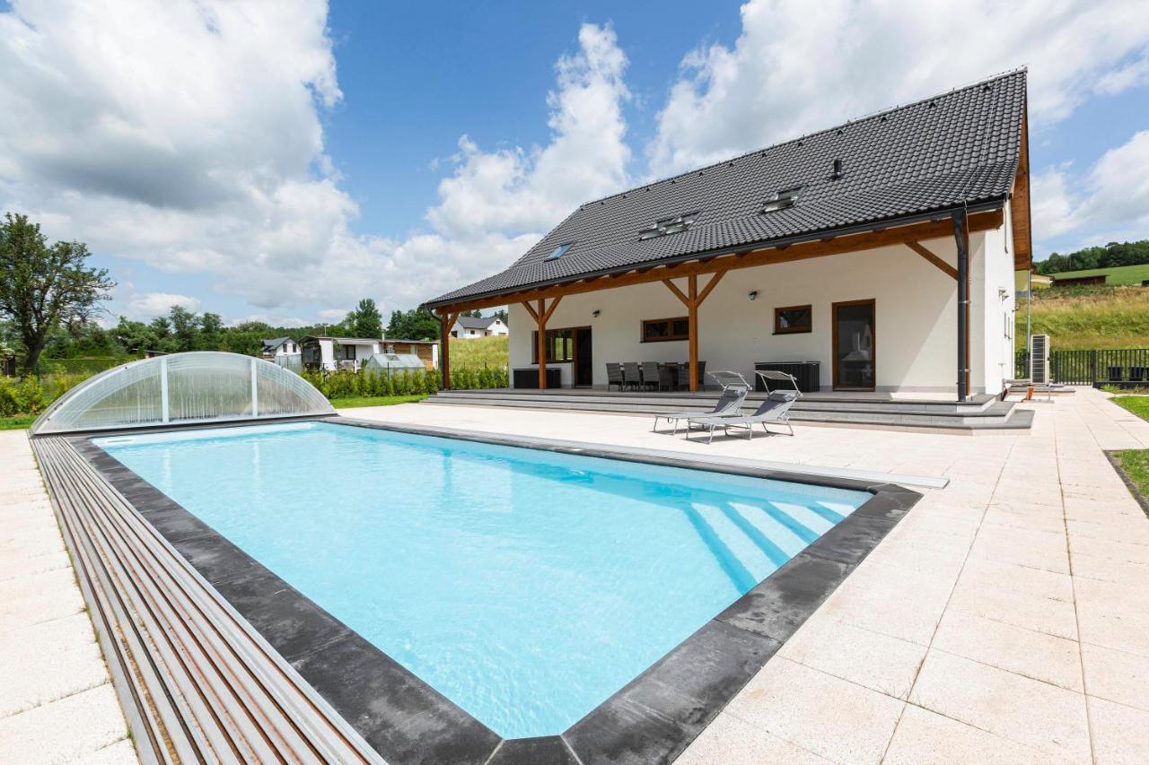 Holiday House Adam Prosecne Zewnętrze zdjęcie